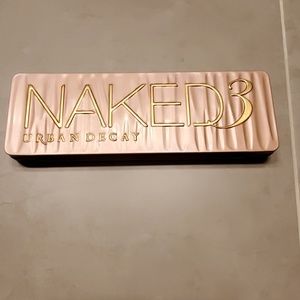 Urban decay Naked 3